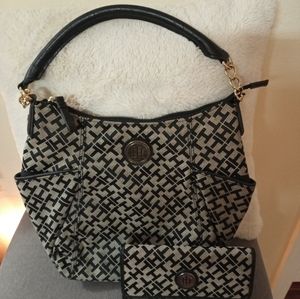Tommy Hilfiger Shoulder bag and wallet